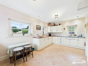 Utility Room- click for photo gallery